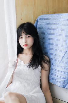 药屋少女的呢喃